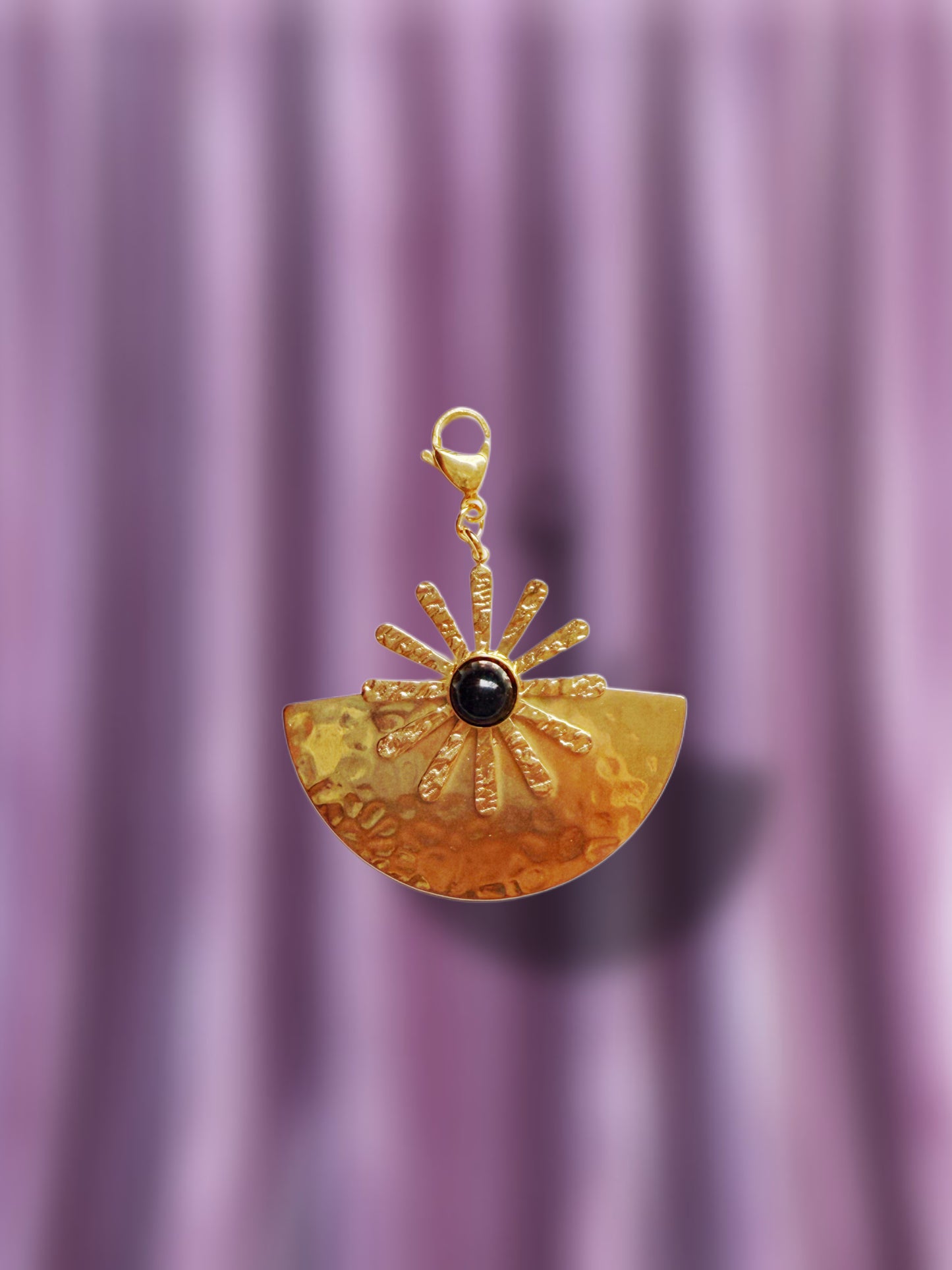 Charm Helia