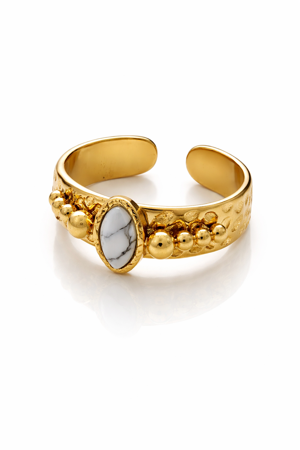 Anillo Zira