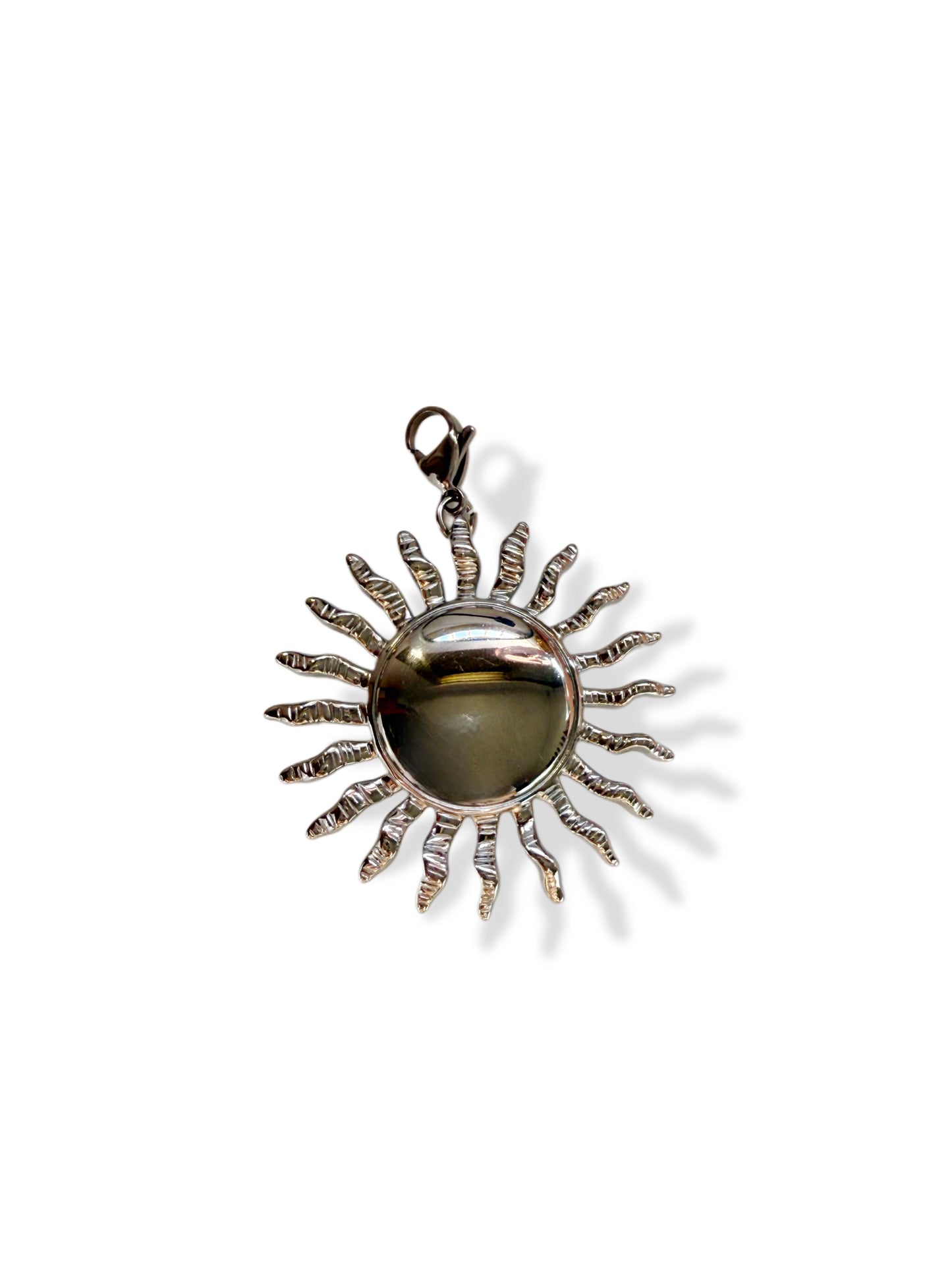 Charm sol plateado