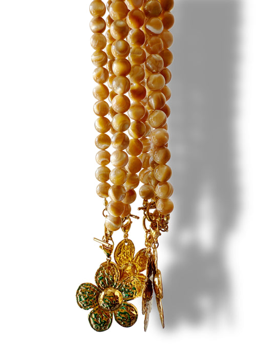 Collar flor de loto